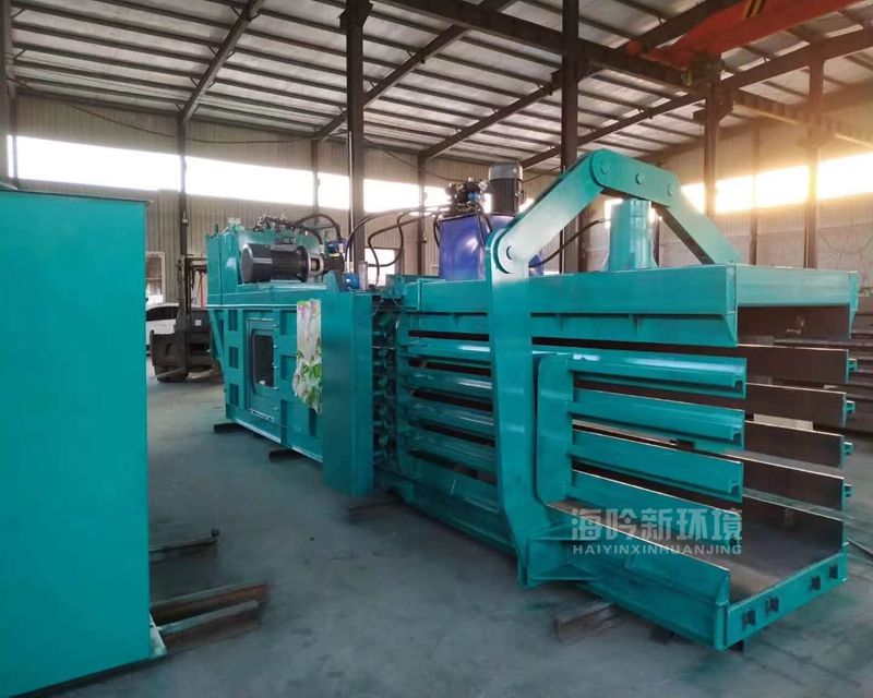 Hydraulic Baler