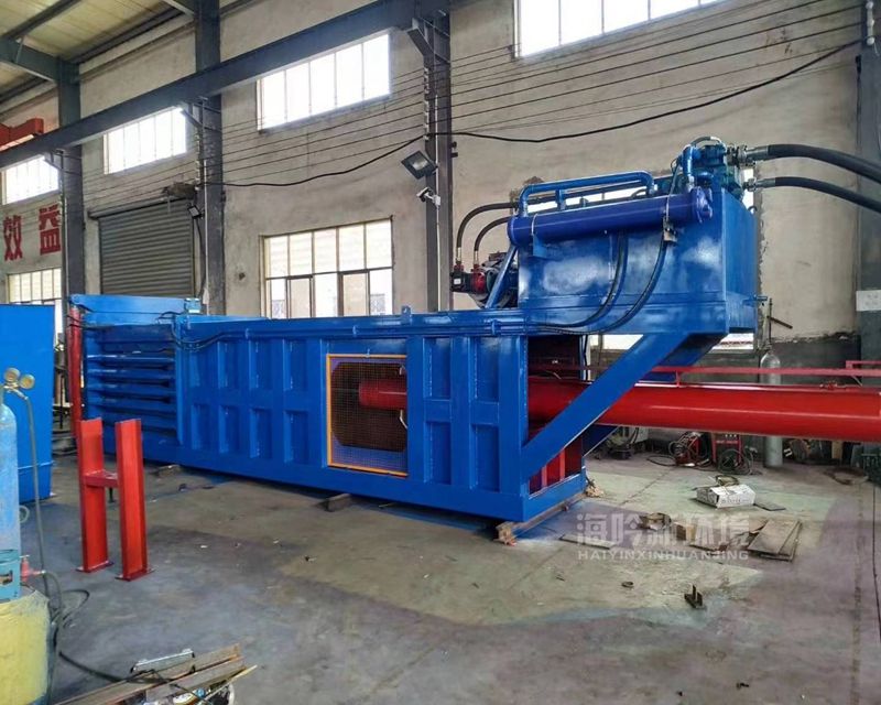 Hydraulic Baler